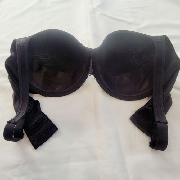 Bali Women's One Smooth U Ultra Light Lace with Lift Underwire - Picture 4 of 7